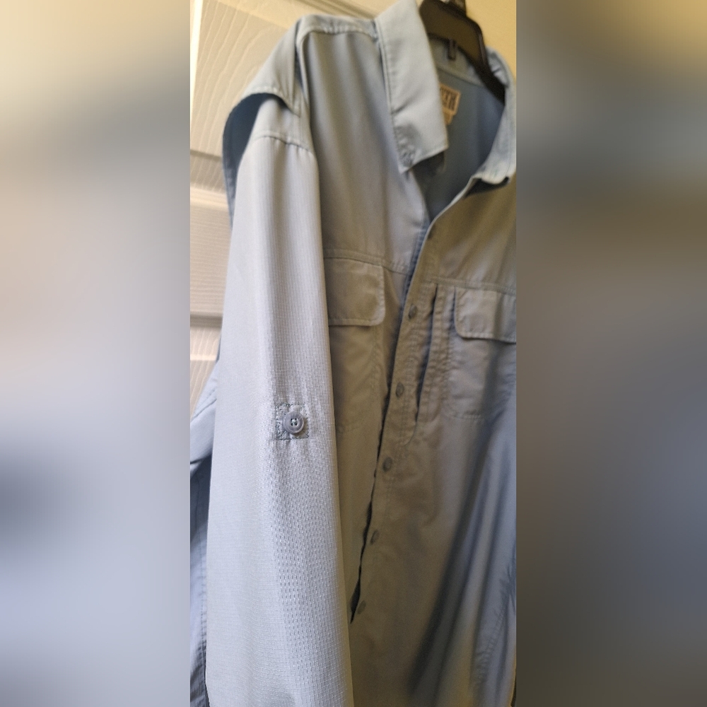 Duluth Trading Co Light Blue Men's Shirt - Picture 5 of 10